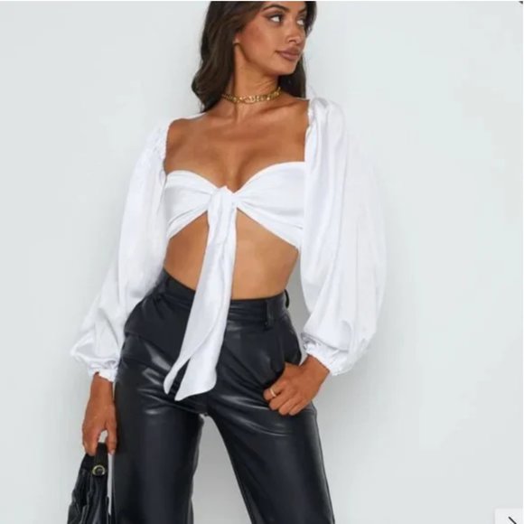 Beginning Boutique Tops - NWT Beginning Boutique Arianna Blouson Top White Crop Tie Front Size Medium